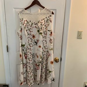 Julian Taylor of New York plus size floral dress